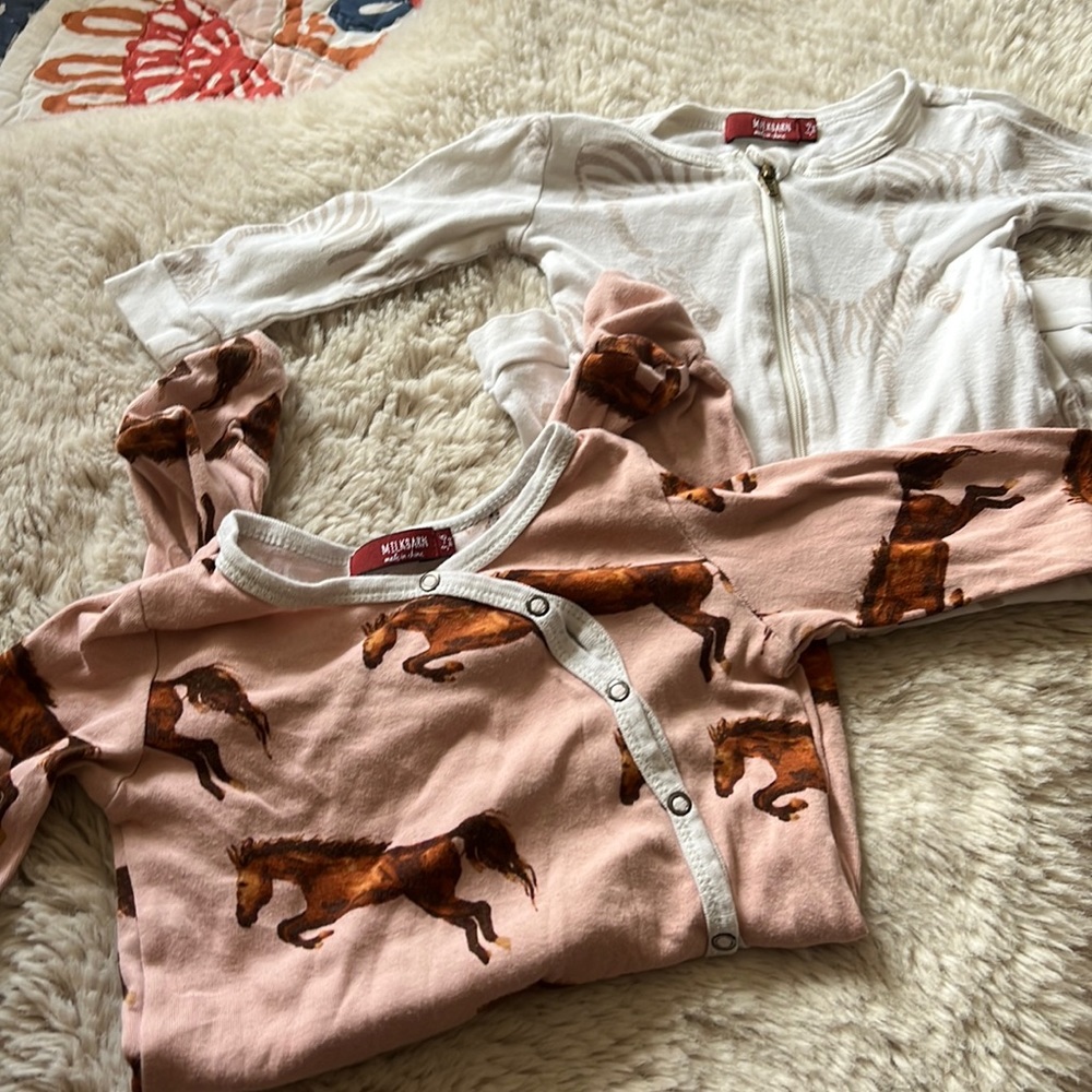 Milk barn jumper and Jamie set horse and zebra size 3-6 month EUC
